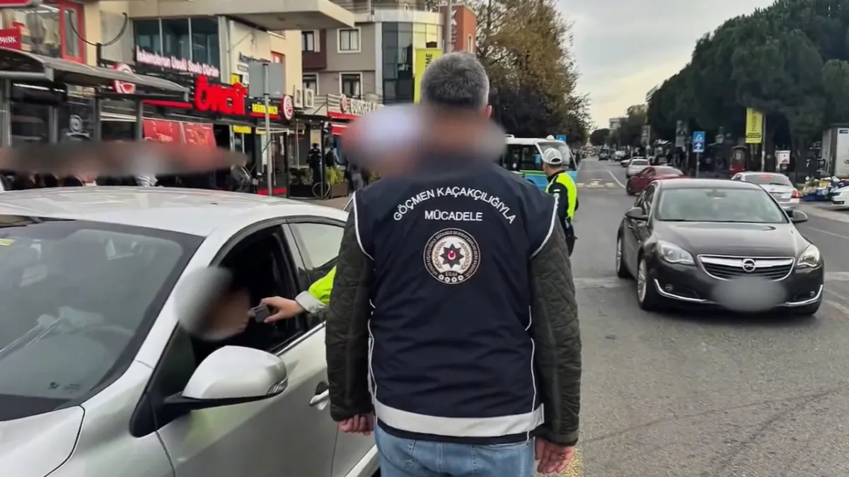 81 ilde denetim: Göçmen kaçakçılarına fırsat yok! 9’u yabancı uyruklu 29 organizatör yakalandı haberinin görseli