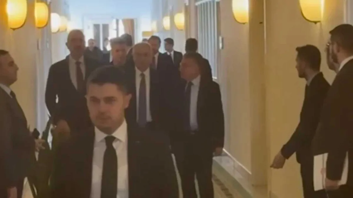 AK Parti grubundan İmralı ziyaretine onay kararı haberinin görseli