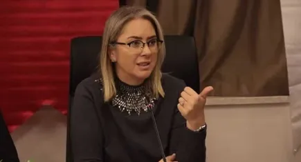 AK Partili Çankırı: "110 milyar TL bütçeye rağmen İzmir çöp içinde!"