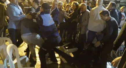 Efes Selçuk’ta Kadına Şiddet davasında karar: Ülgür ve yakınlarına hapis cezası