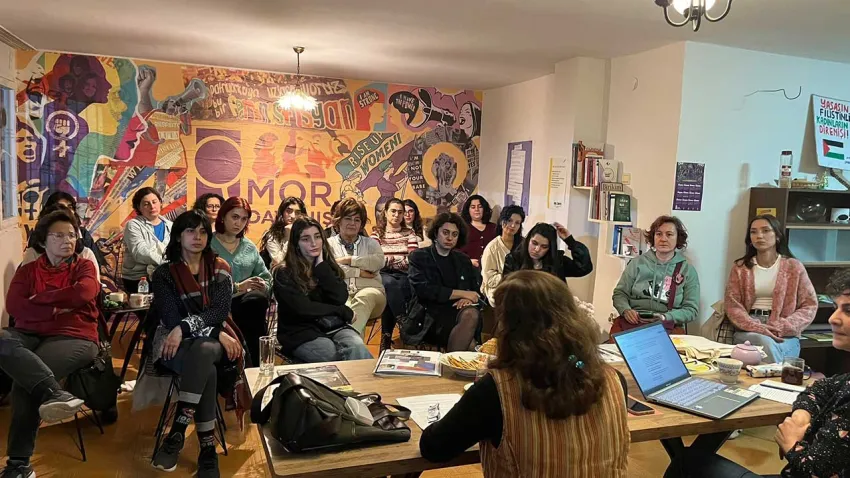 İzmir Mor Dayanışma’dan Kendilik Anlatıları buluşması haberinin görseli