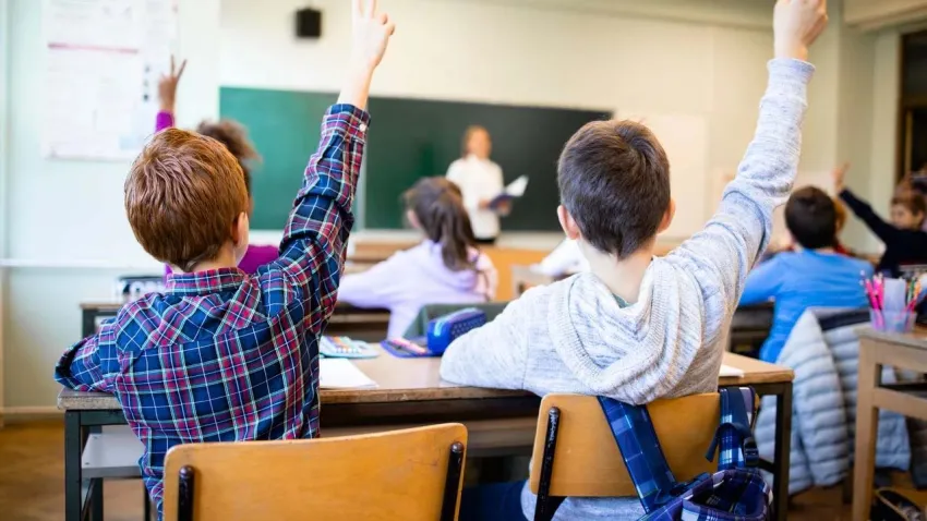 MEB’ten öğretmenlere uyarı: Maaşlardan kesinti yapılacak haberinin görseli