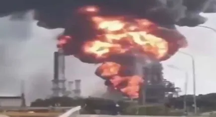 Venezuela'da petrol tesisinde patlama