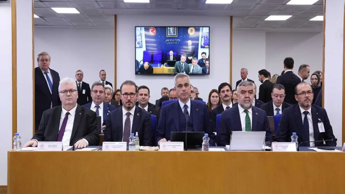 Bakan Memişoğlu: Aile hekimleri 65 milyon başvuruyu karşıladı haberinin görseli