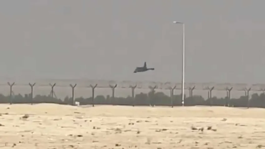 Bir uçak kazası daha: Savaş uçağı yere çakıldı! haberinin görseli