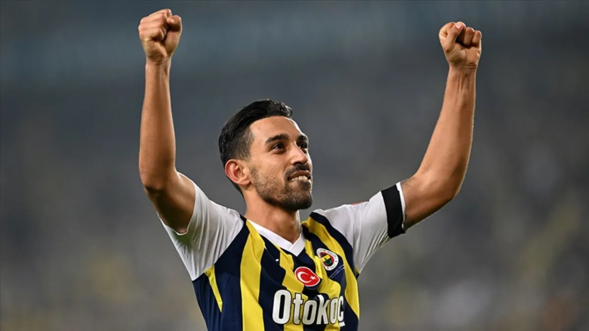 Fenerbahçe’de İrfan Can Kahveci kararı derbi sonrasına kaldı haberinin görseli
