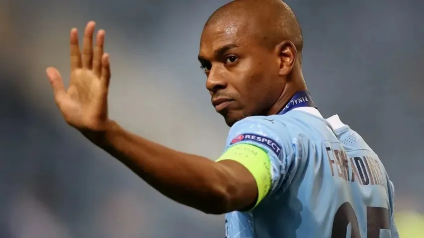 Fernandinho yeşil sahalara veda etti: Efsane orta sahanın kariyerini bitiren sözler neydi? Neden futbolu bıraktı?