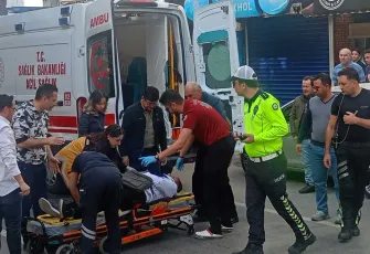 Gazi Bulvarı’nda kaza: Yaya hastanelik oldu