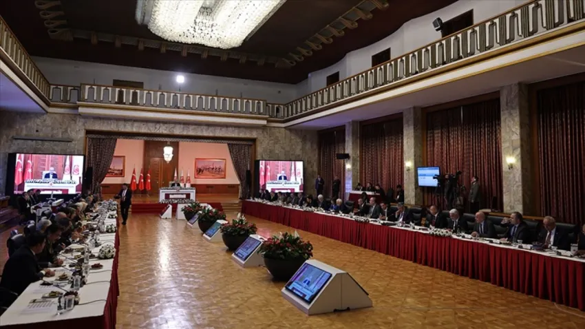 Komisyon’un İmrali kararı sonrası DEM Parti’den ilk açıklama haberinin görseli