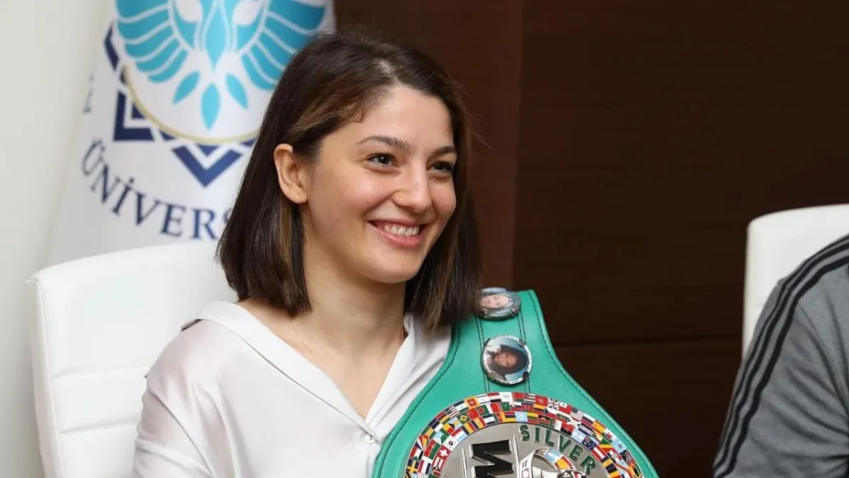 Milli boksör Seren Ay Çetin 2026 Survivor’da! Seren Ay Çetin kimdir? haberinin görseli