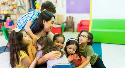 Toplum Gönüllüleri Vakfı’ndan Öğretmenler Günü için bağış çağrısı 