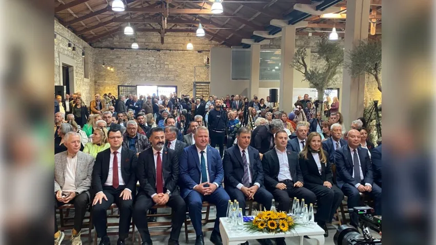 Uluslararası Urla Zeytin ve Sanat Festivali 2’nci kez kapılarını açtı 