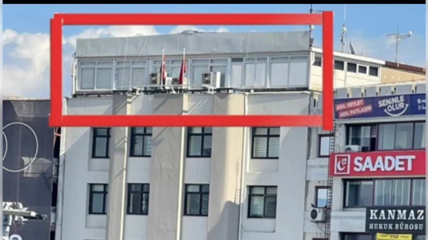 Başdaş’tan dikkat çeken iddia: Konak Belediyesi’nin en üst katı kaçak mı?