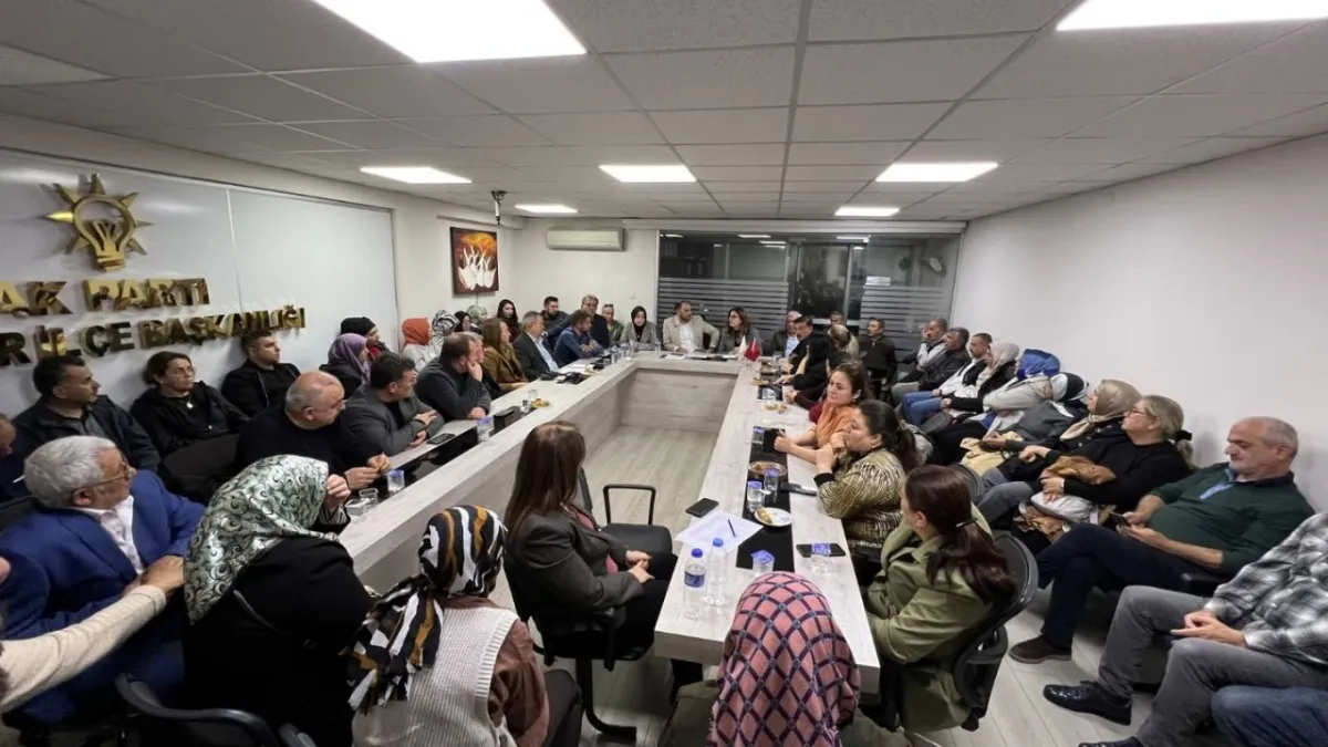 Gaziemir’de trafik ve otopark isyanı: “Vaat edilen projeler nerede?” haberinin görseli