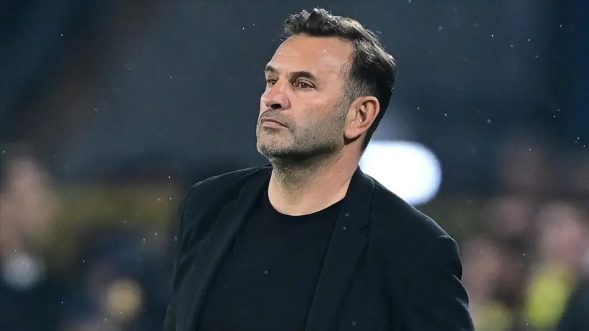 Okan Buruk'tan VAR tepkisi: Forma rengi ayırmayın  haberinin görseli