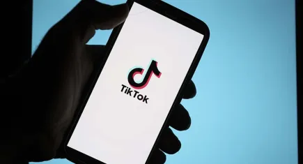 TikTok’ta skandal: Türk yayıncı uygunsuz görüntüleri canlı yayına taşıdı
