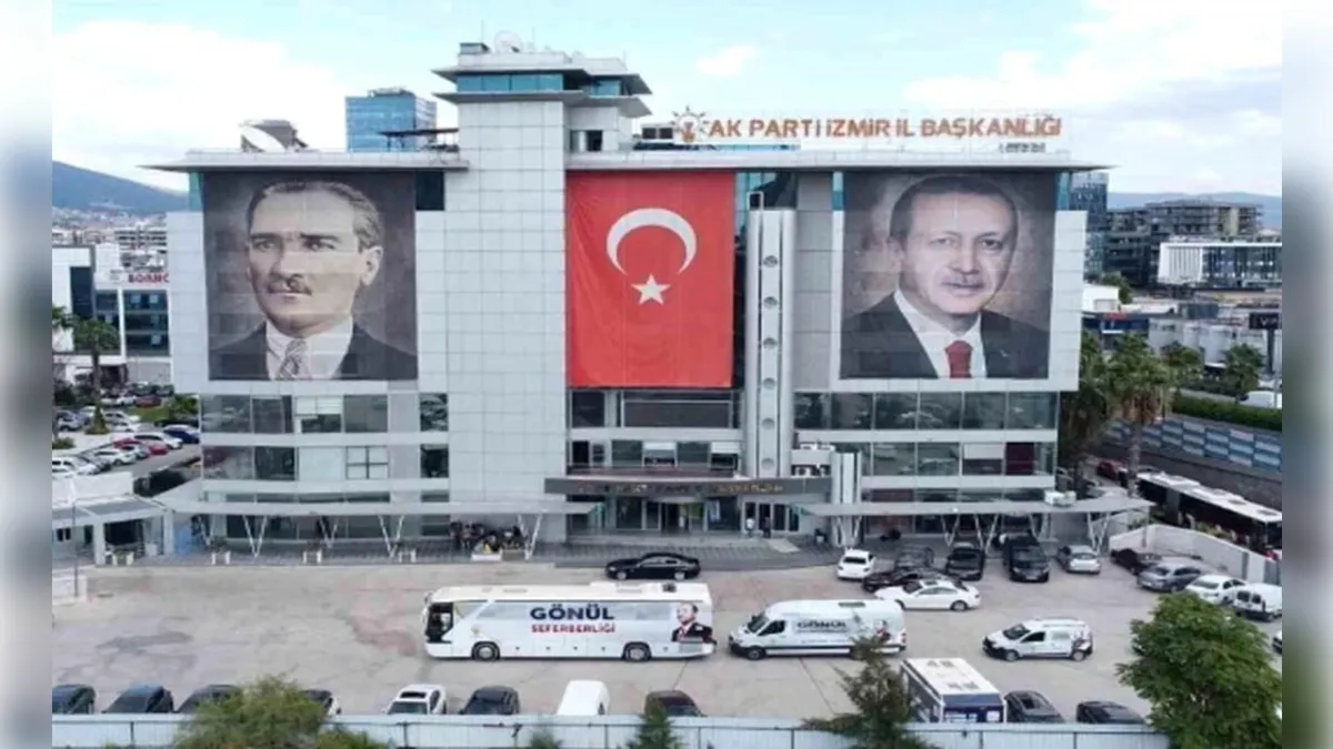 AK Parti İzmir’de görevden eden paylaşım: Atatürk’ü hedef aldı!  haberinin görseli