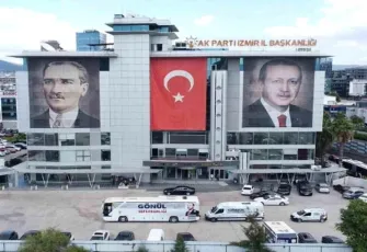 AK Parti İzmir’de görevden eden paylaşım: Atatürk’ü hedef aldı! 