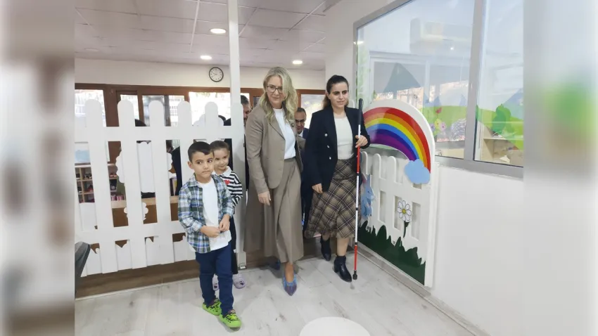 AK Partili Çankırı’dan Burcu öğretmene ziyaret: Destek olmak için buradayız 