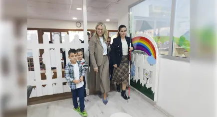 AK Partili Çankırı’dan Burcu öğretmene ziyaret: Destek olmak için buradayız 