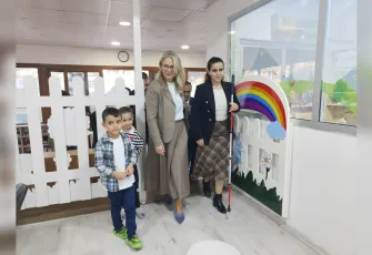 AK Partili Çankırı’dan Burcu öğretmene ziyaret: Destek olmak için buradayız 