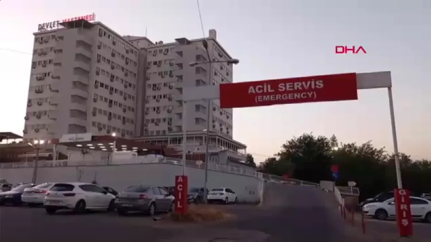 Anne ve oğlu sucuklu tost yüzünden hastanelik oldu haberinin görseli