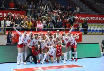 Aras Kargo, Eczacıbaşı deplasmanında