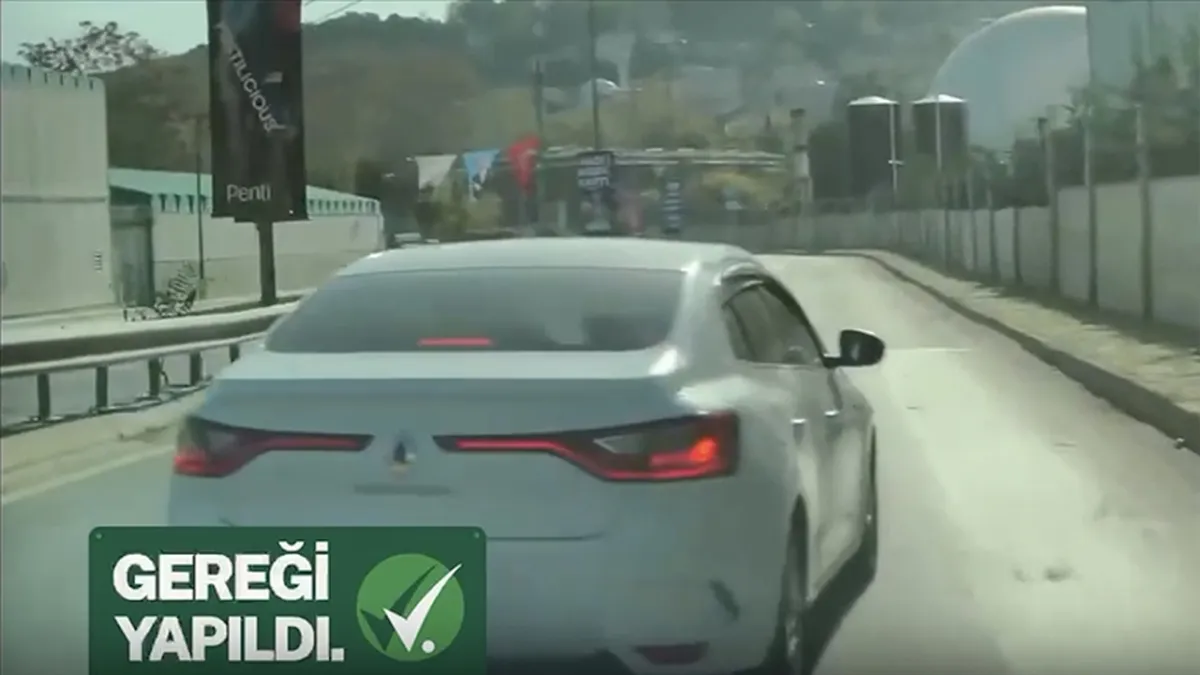 Başka aracın önünü kesmeye çalışan trafik magandası yakalandı haberinin görseli