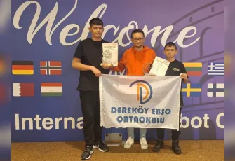 Bergama Dereköy EBSO Ortaokulu öğrencilerinden iki dünya ikinciliği 