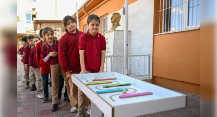 Bornova’da eğitime tam destek 