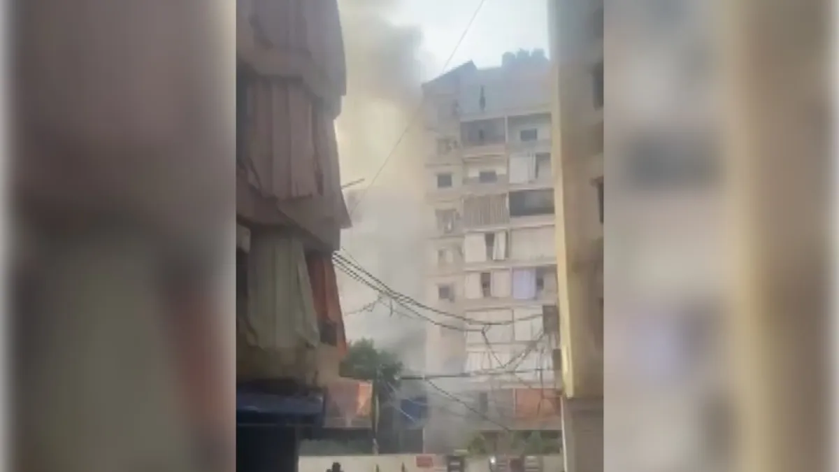 İsrail Beyrut'a saldırdı: Çok sayıda yaralı var  haberinin görseli