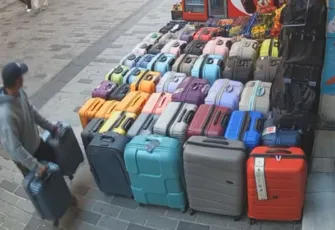 İstanbul'da valiz çalan hırsız yakalandı!