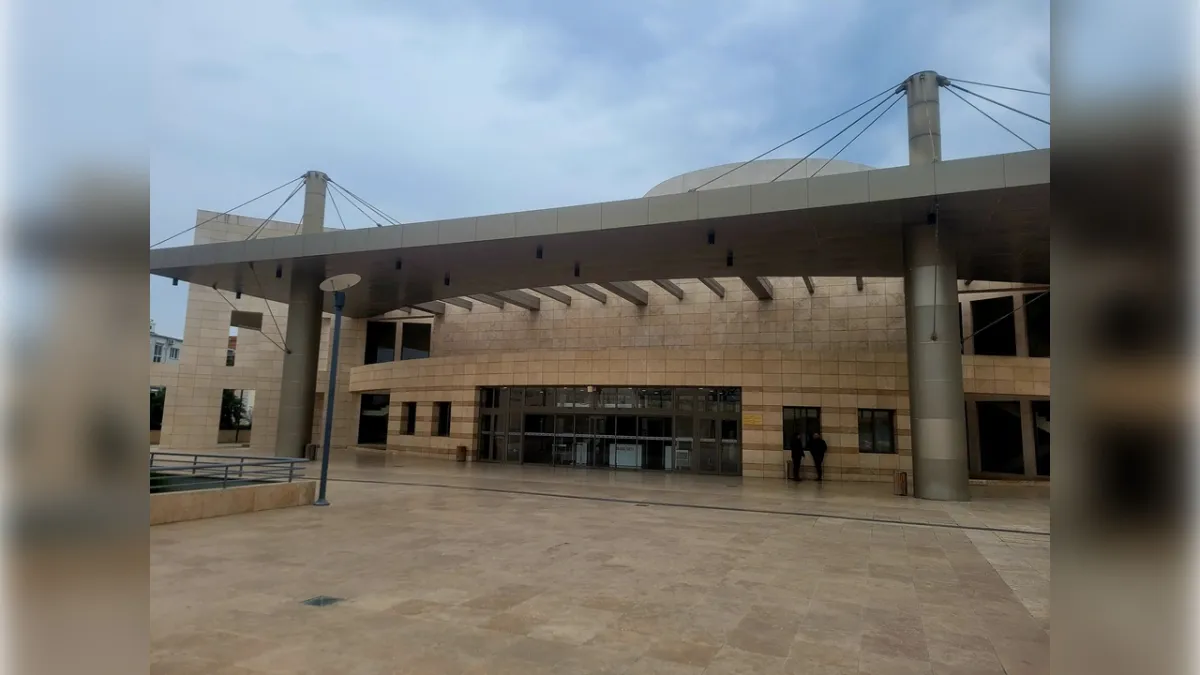 İzmir’de iki büyük ustaya özel anma gecesi haberinin görseli