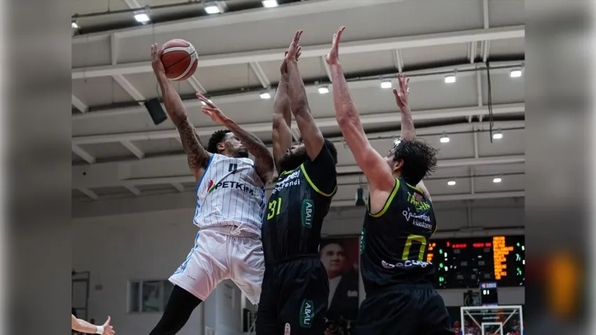 Petkimspor, evinde mağlup