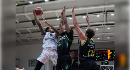 Petkimspor, evinde mağlup