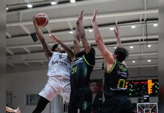 Petkimspor, evinde mağlup