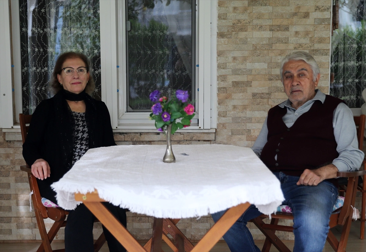 Ünlü isimlerin emektar öğretmenleri başlıklı video haberin görseli