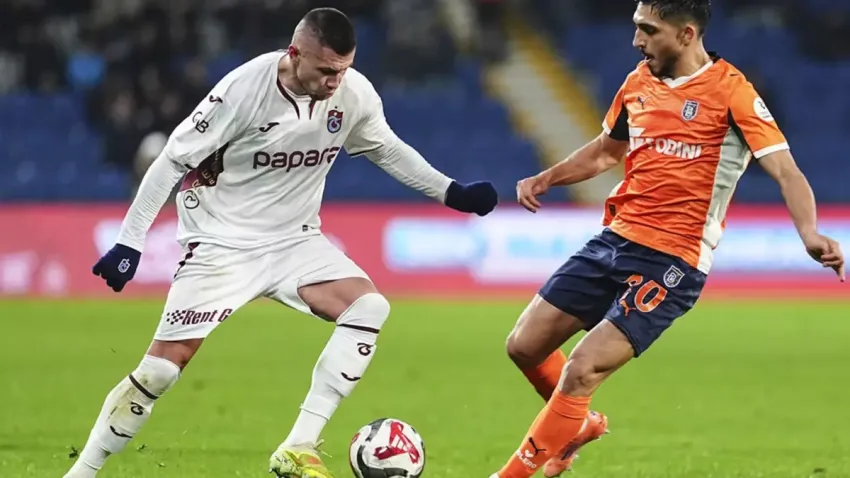 10 Kişi Başakşehir’e karşı nefes kesen maç! Trabzonspor’dan 90+11’de gelen şok zafer haberinin görseli