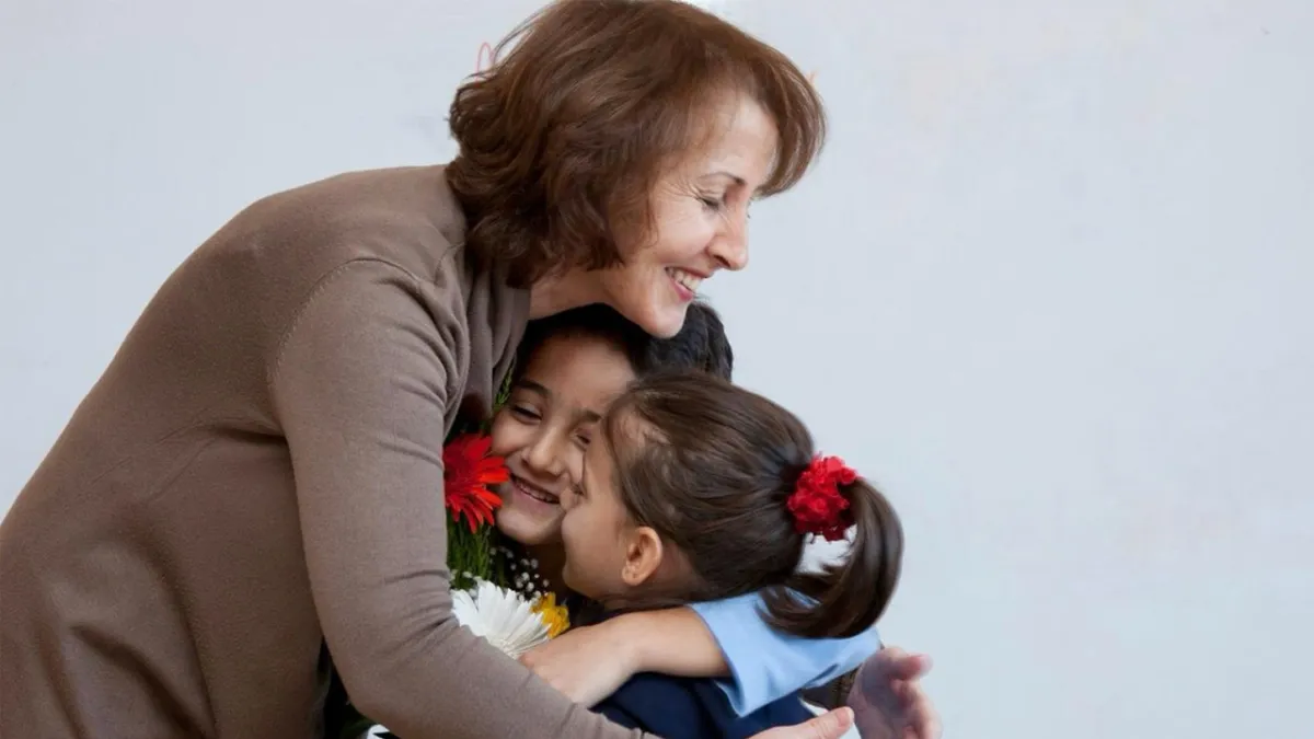 24 Kasım Öğretmenler Günü Mesajları 2025: Öğretmenlerinize gönderebileceğiniz anlamlı mesaj örnekleri haberinin görseli