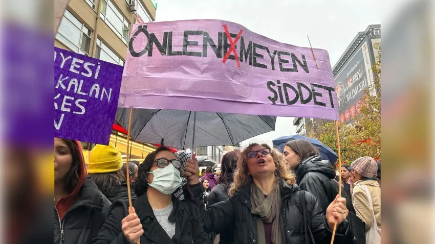 25 Kasım’da meydanlar kadınlar için: Cinayetlere ve ihmallere karşı eş zamanlı buluşmalar haberinin görseli