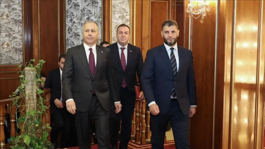 Bakan Yerlikaya Trablus’ta tarihi görüşme: Türkiye-Libya işbirliğinde yeni dönem başlıyor haberinin görseli