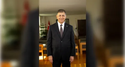 Cemil Tugay: İzmir, her zaman Atatürk’ün yaktığı meşaleyle aydınlanacaktır