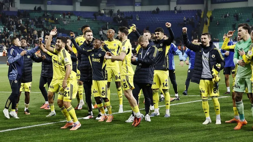 Fenerbahçe-Rizespor maçında bahis tartışması: Bahis seçenekleri kısıtlandı haberinin görseli