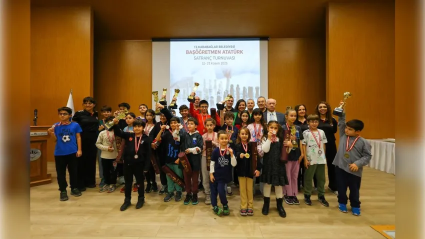 Geleceğin satranç şampiyonları Karabağlar’da buluştu