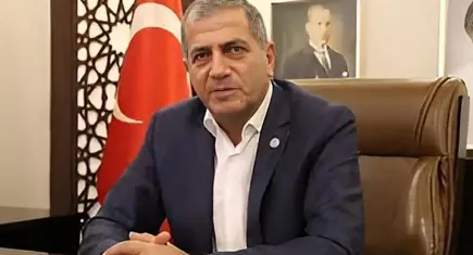 İYİ Parti’nin İzmir vekili Hüsmen Kırkpınar kimdir?