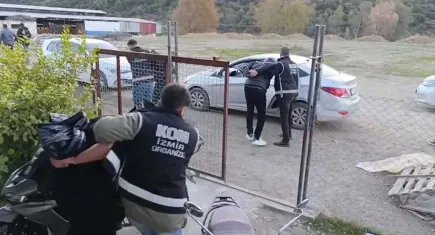 İzmir merkezli suç örgütü operasyonunda 14 şüpheli tutuklandı