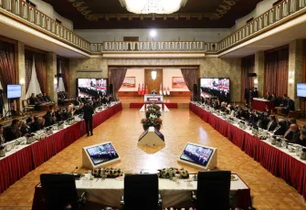 Komisyondan bir parti ayrılıyor!