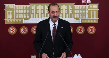 MHP İzmir Milletvekilii Tamer Osmanağaoğlu kimdir?