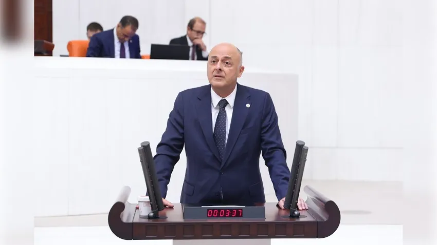 Özlale’den gıda zehirlenmelerine ilişkin açıklama: Bu ülkede gıda güvenliği yok!