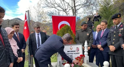 Şehit öğretmen Necmettin Yılmaz 9 yıl sonra yeniden yürekleri dağladı: Anmada duygulandıran sözler